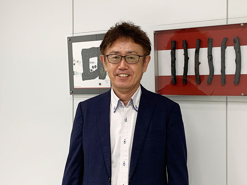 設計士:佐々木